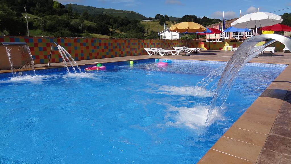 Conjunto Hotelero La Pasera Soto De Cangas Exterior foto