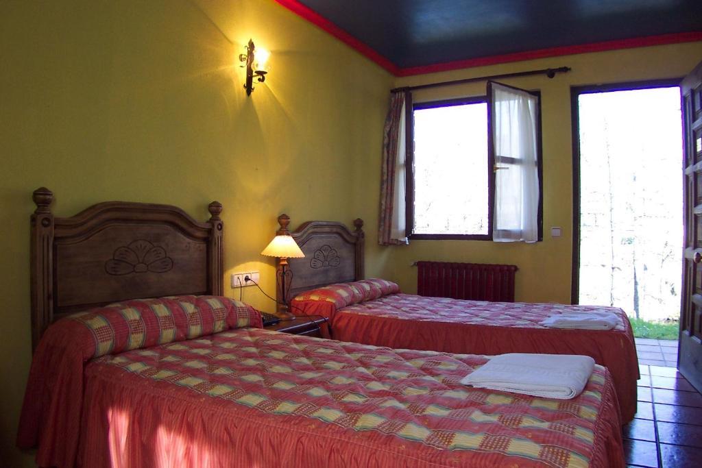 Conjunto Hotelero La Pasera Soto De Cangas Zimmer foto